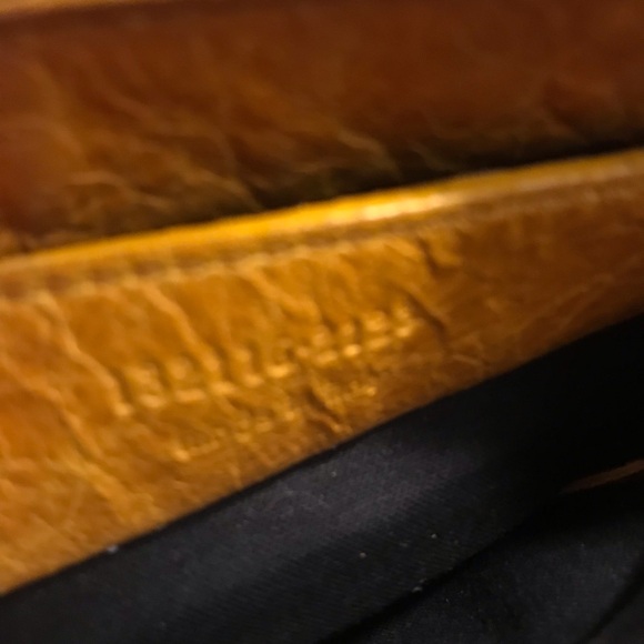 VINTAGE AUTHENTIC BALENCIAGA CHÈVRE FIRST MINI MOTORCYCLE YELLOW CITY TOTE BAG - Picture 5 of 13